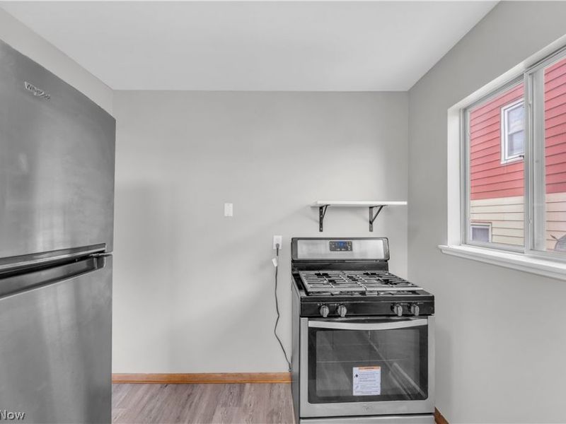 14152 Berwyn Avenue, Unit 2/UP, Cleveland, OH 44111 Photo 10