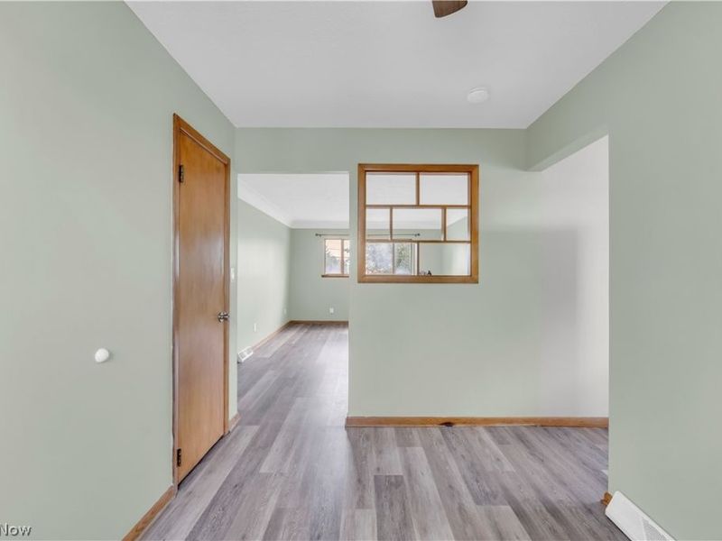 14152 Berwyn Avenue, Unit 2/UP, Cleveland, OH 44111 Photo 6