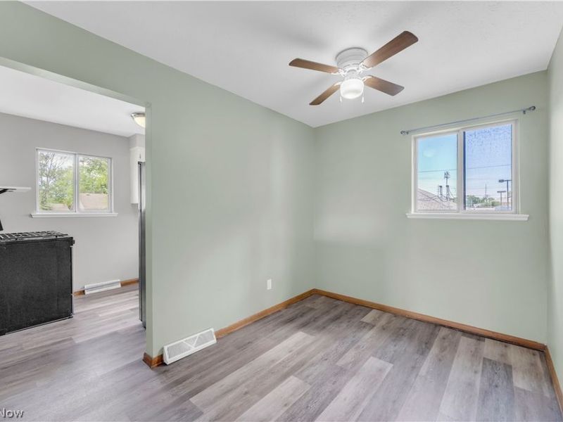 14152 Berwyn Avenue, Unit 2/UP, Cleveland, OH 44111 Photo 7
