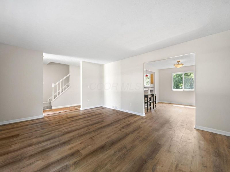 1993 Charmingfare Street, Columbus, OH 43228 Photo 15