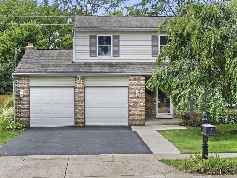 1993 Charmingfare Street, Columbus, OH 43228 Photo 2