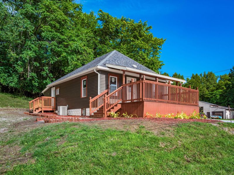 2695 Linden Avenue , Zanesville, OH 43701 Photo 3
