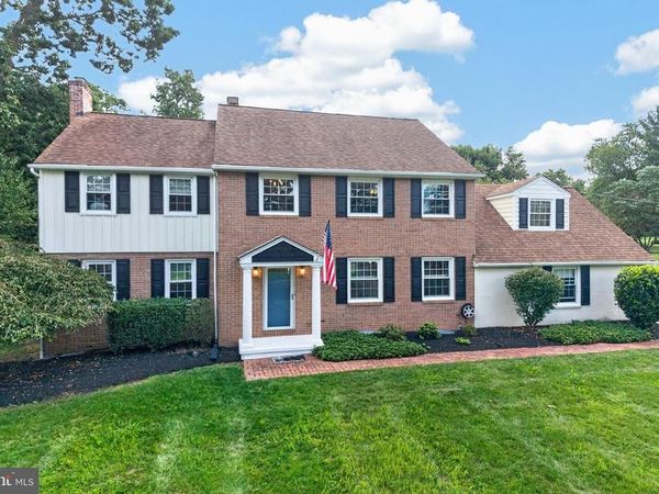 1804 GREEN BRIAR DRIVE, EAGLEVILLE, PA 19403