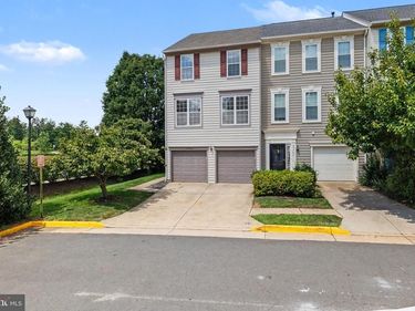 45504 CAMBERS TRAIL TERRACE, STERLING, VA 20164
