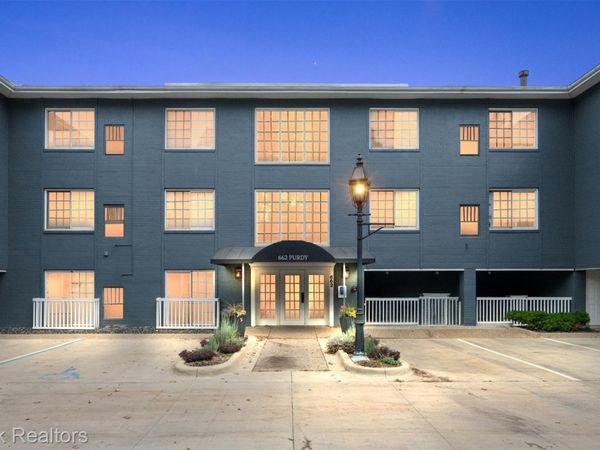 662 Purdy Street, Unit 322, Birmingham, Mi 48009