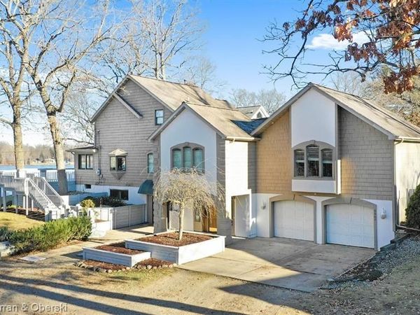 8862 Bellemere Court, Napoleon Township, Mi 49201