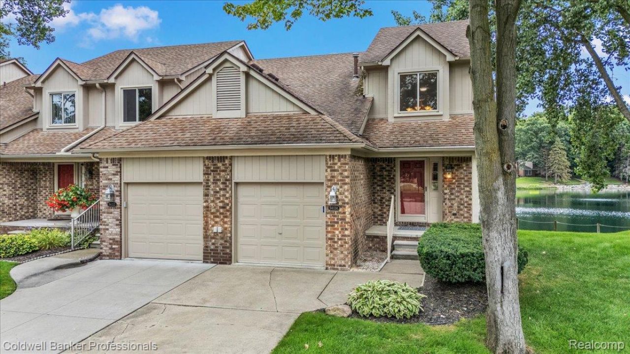 54124 Buccaneers Bay, Shelby Township, Mi 48316 Main Photo