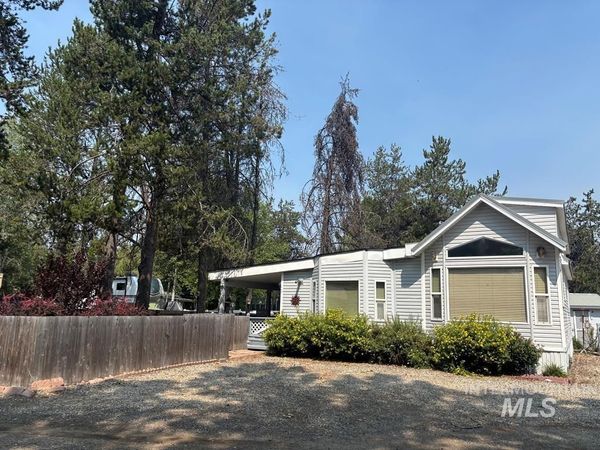 514 F40 Sawyer Street, Cascade, ID 83611