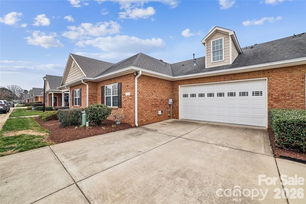 8310 Glacier Drive , Denver, NC 28037 Main Photo