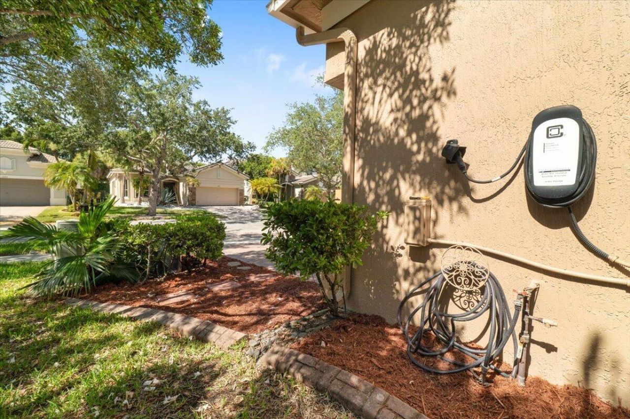 12390 NW 78th Manor, Parkland, FL 33076 Photo