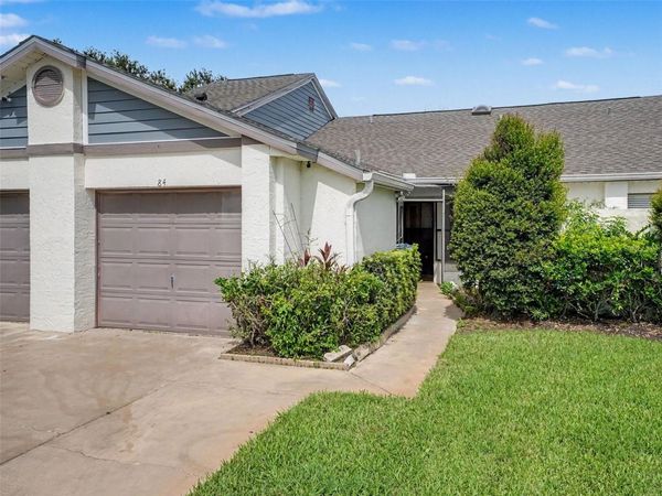 84 LAKEPOINTE CIRCLE , KISSIMMEE, FL 34743
