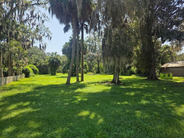 6010 CENTRE STREET , MELROSE, FL 32666