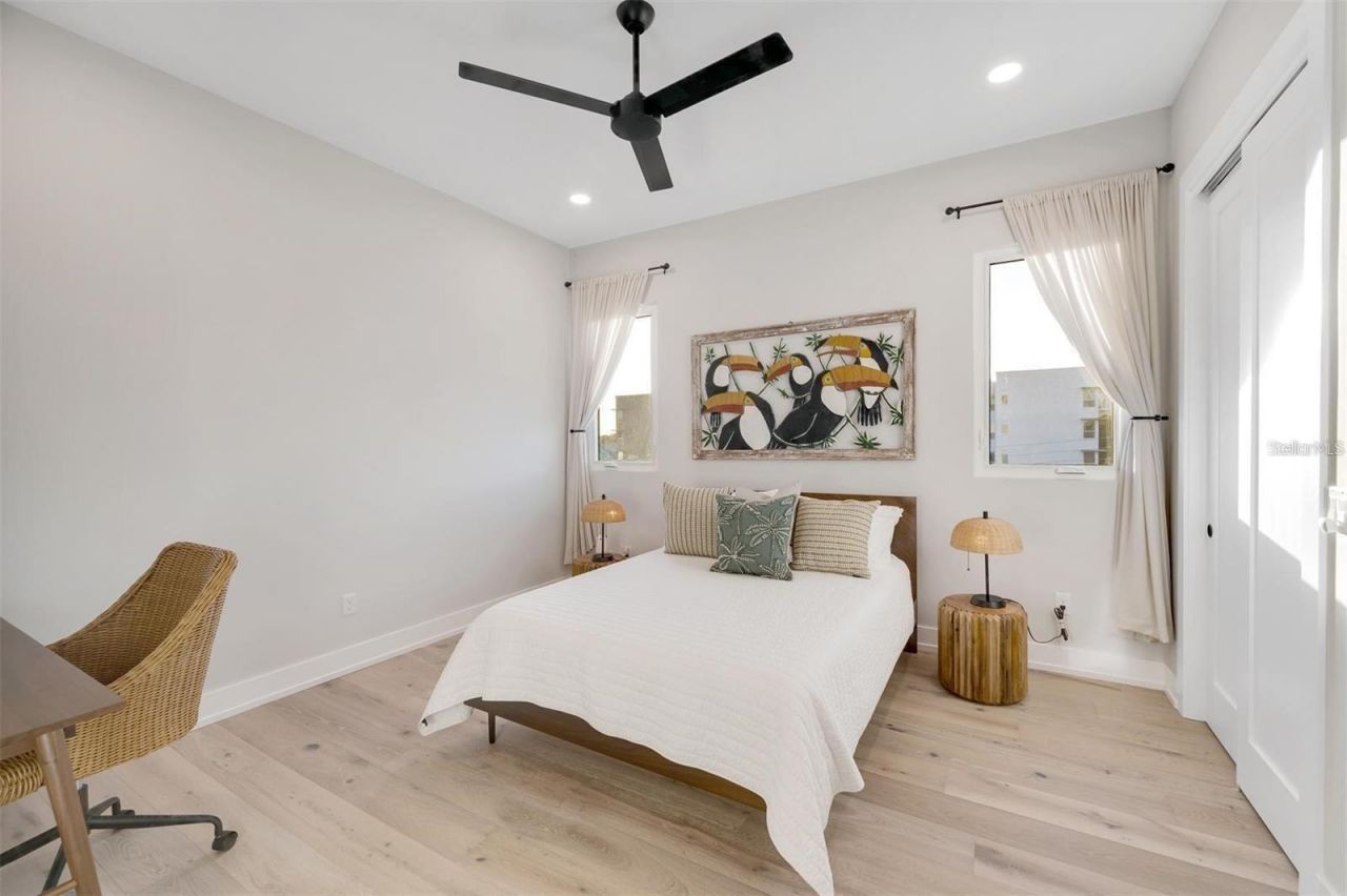 372 6th Street S, Unit 12, Saint Petersburg, FL 33701 Photo