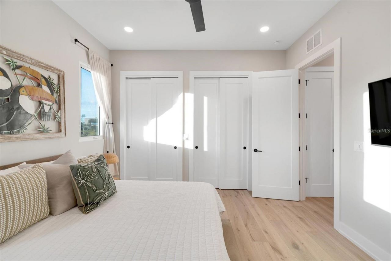 372 6th Street S, Unit 12, Saint Petersburg, FL 33701 Photo