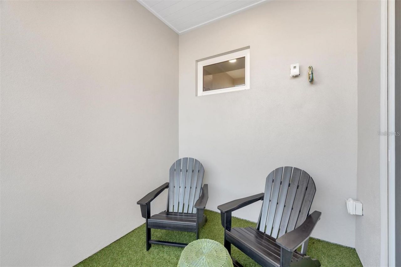 372 6th Street S, Unit 12, Saint Petersburg, FL 33701 Photo
