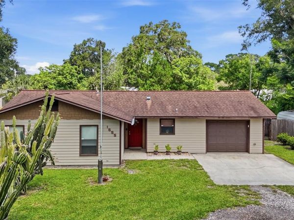 1555 ROWE LANE , DELAND, FL 32720