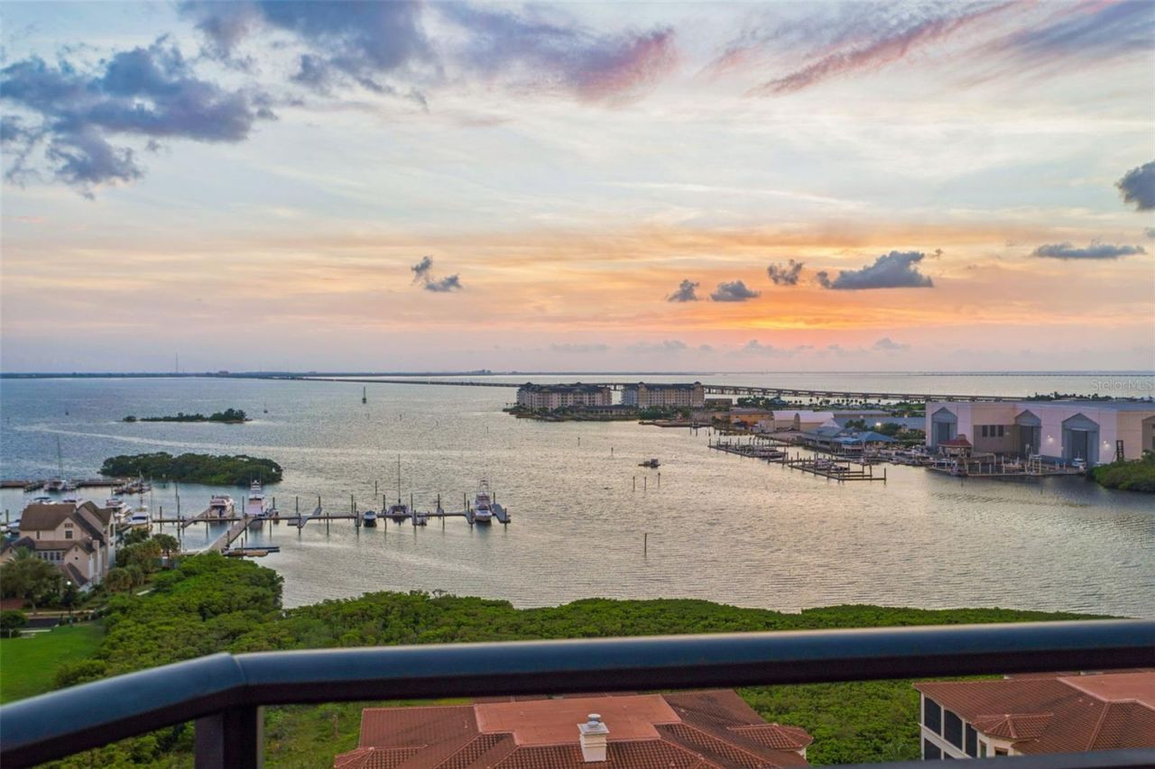 5823 Bowen Daniel Drive, Unit 1501, Tampa, FL 33616 Photo