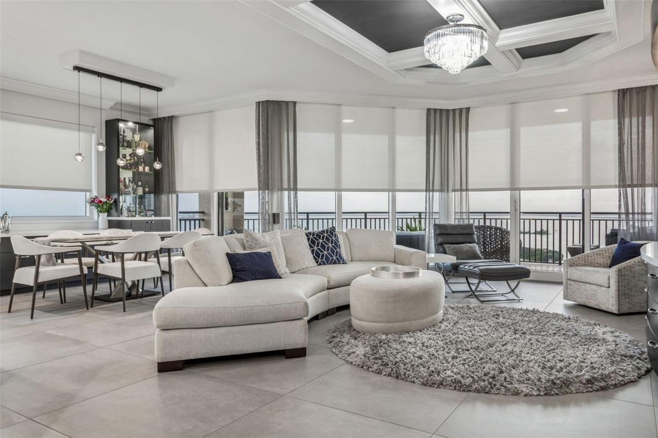 5823 Bowen Daniel Drive, Unit 1501, Tampa, FL 33616 Photo