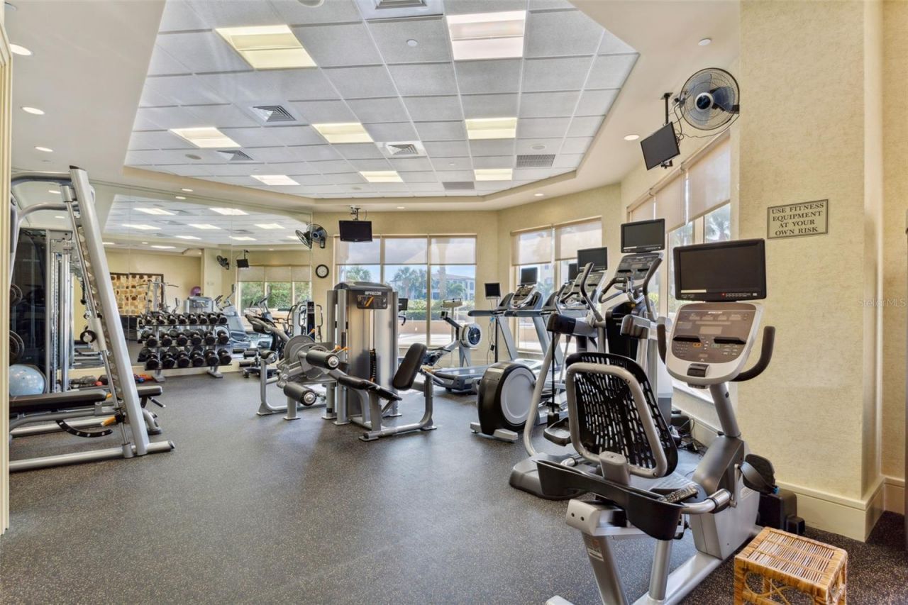5823 Bowen Daniel Drive, Unit 1501, Tampa, FL 33616 Photo