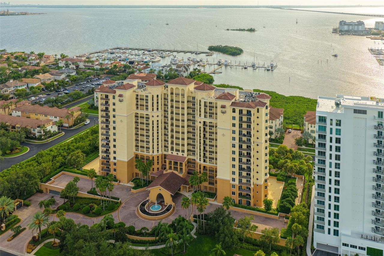 5823 Bowen Daniel Drive, Unit 1501, Tampa, FL 33616 Photo