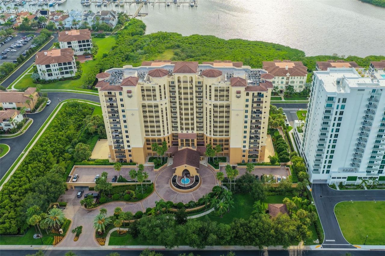 5823 Bowen Daniel Drive, Unit 1501, Tampa, FL 33616 Photo