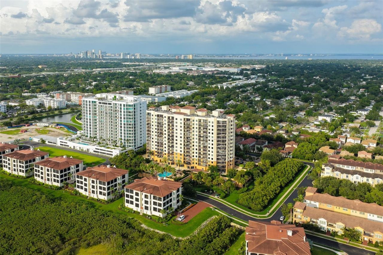5823 Bowen Daniel Drive, Unit 1501, Tampa, FL 33616 Photo