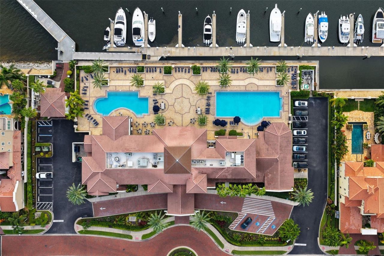 5823 Bowen Daniel Drive, Unit 1501, Tampa, FL 33616 Photo