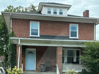 51 Clover AVE NE Roanoke, VA 24012