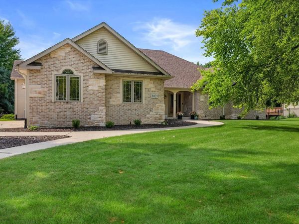 8821 Shadowood TRAIL, Mount Pleasant, WI 53406