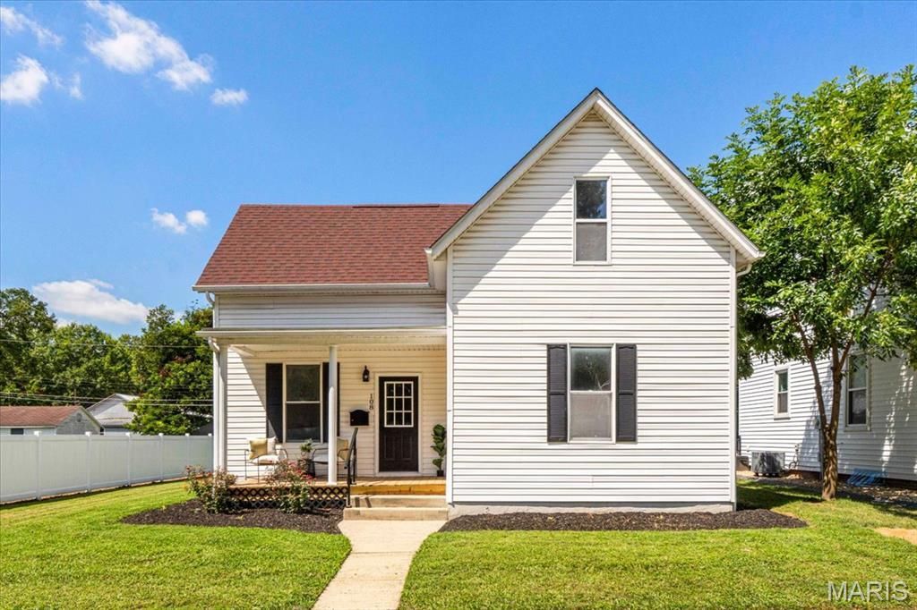 108 S Vine Street, Freeburg, IL 62243 Main Photo