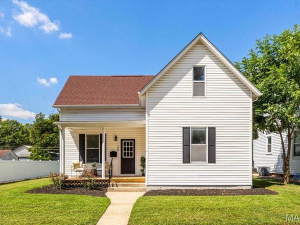 108 S Vine Street, Freeburg, IL 62243