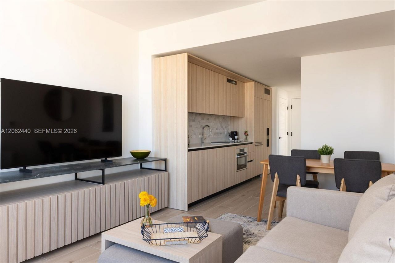 225 N Miami Ave , Unit 1801, Miami, FL 33128 Photo