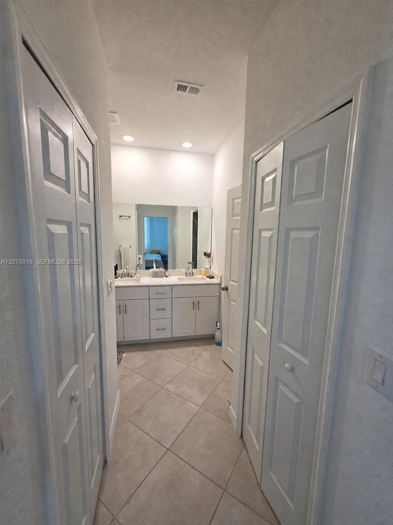 2884 Citrus St , Naples, FL 34120 Photo