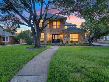 4120 Fairlakes Court, Dallas, TX 75228