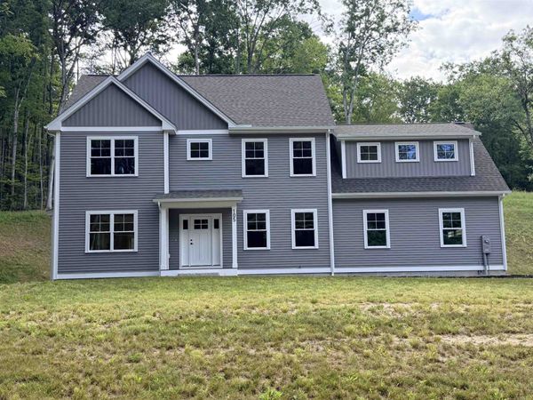 105 Seaverns Bridge Road, Merrimack, NH 03054