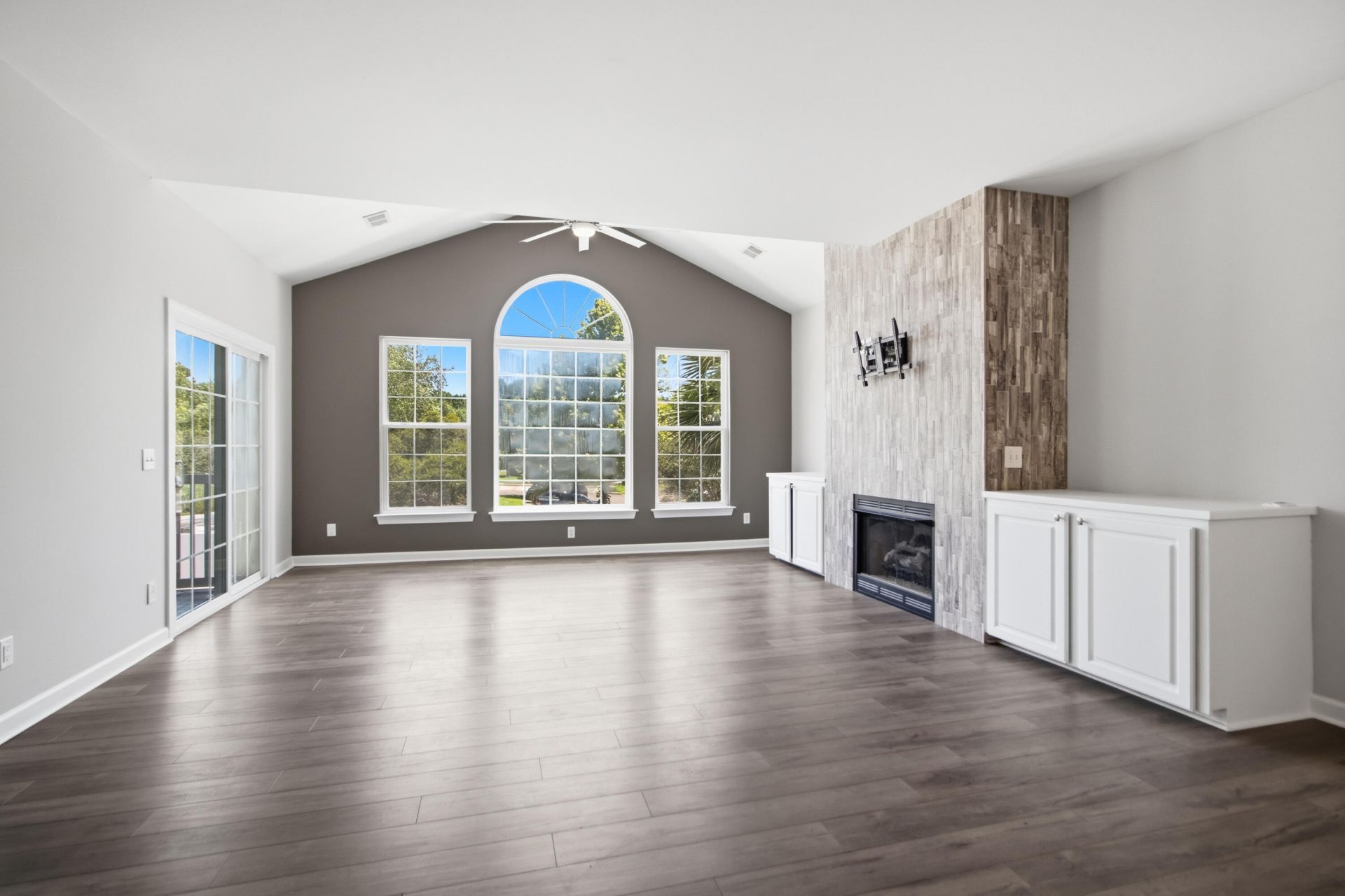 1372 Hopton Circle Photo 13