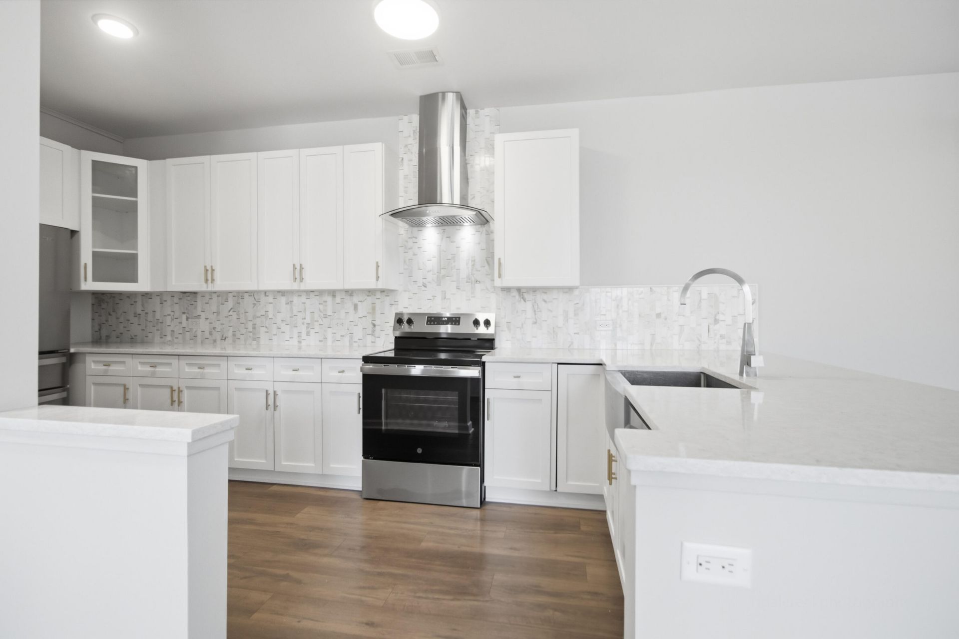 1372 Hopton Circle Photo 17