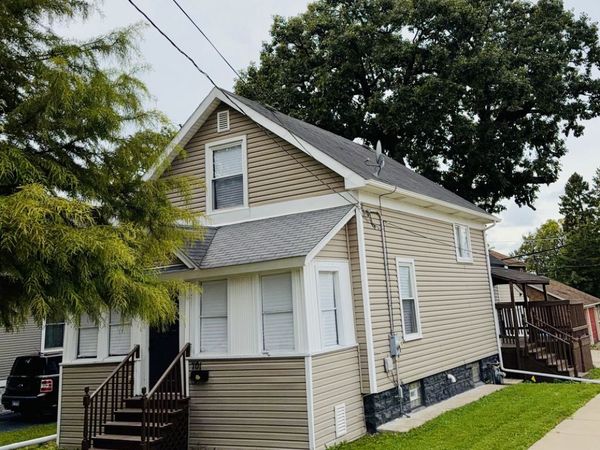 701 Hamilton Avenue, Aurora, IL 60505
