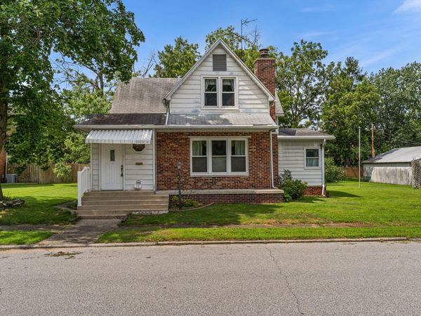 110 N George Street , North Judson, IN 46366