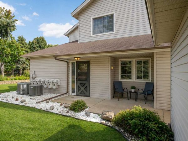 4061 Maureen Drive NE, Unit 106NE, Columbia Heights, MN 55421