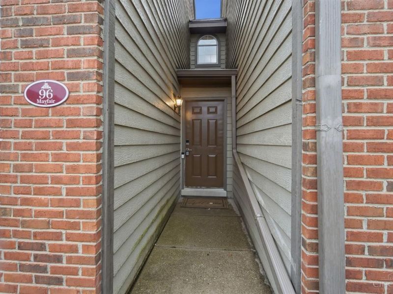 10555 Montgomery Road, Unit 96, Montgomery, OH 45242 Photo 3