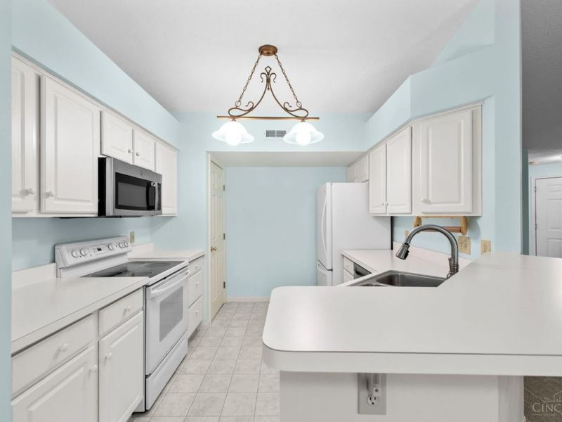 6209 Watchcreek Way, Unit 302, Miami Township, OH 45150 Photo 7