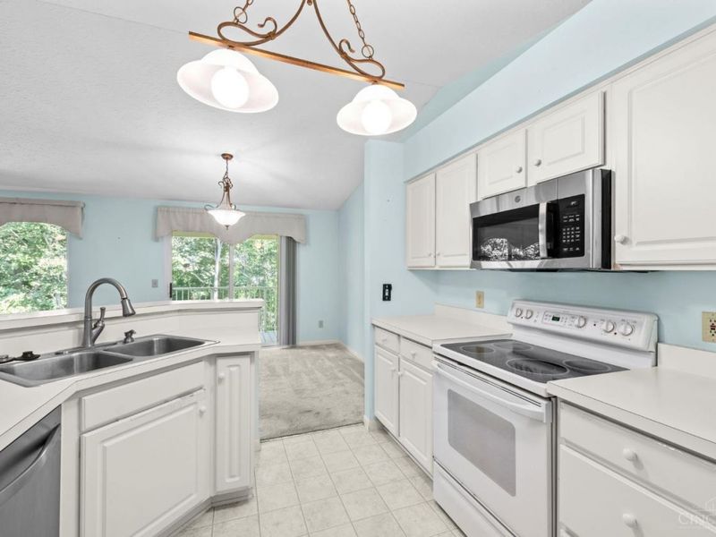 6209 Watchcreek Way, Unit 302, Miami Township, OH 45150 Photo 9