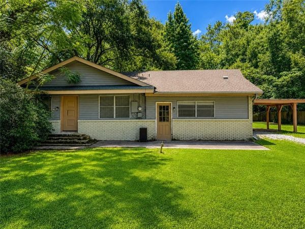 426 E JESSE JONES Street , Covington, LA 70433