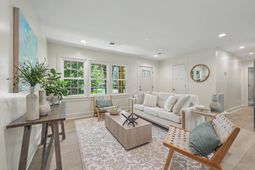 445 Madeline Drive photo 4