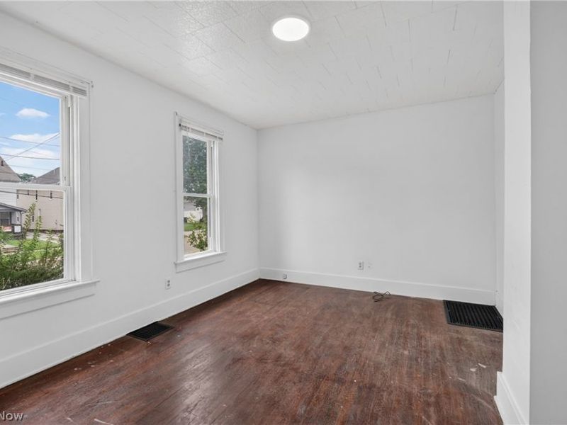 517 Brown Street, Akron, OH 44311 Photo 17