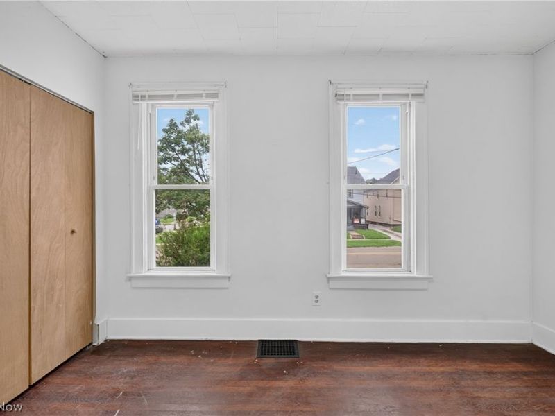517 Brown Street, Akron, OH 44311 Photo 19