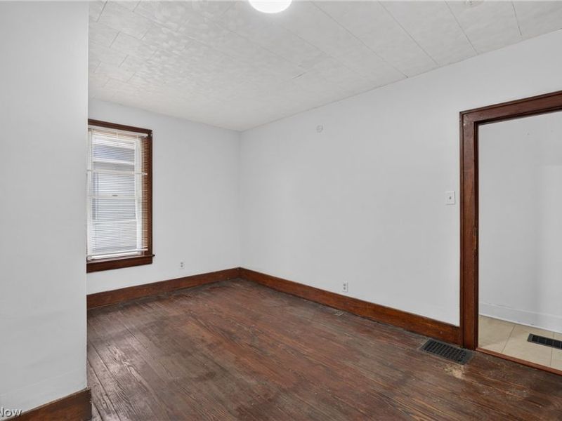 517 Brown Street, Akron, OH 44311 Photo 23