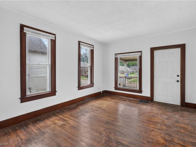 517 Brown Street, Akron, OH 44311 Photo 7