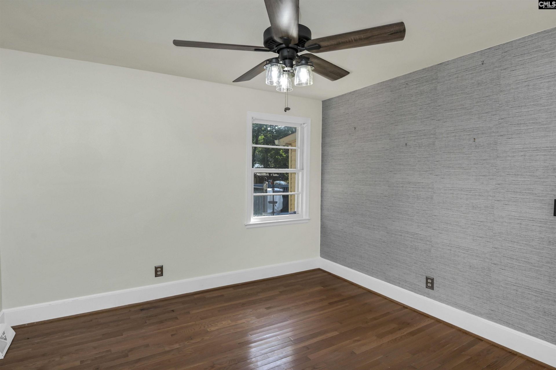 1111 S Holly Street  Photo 21